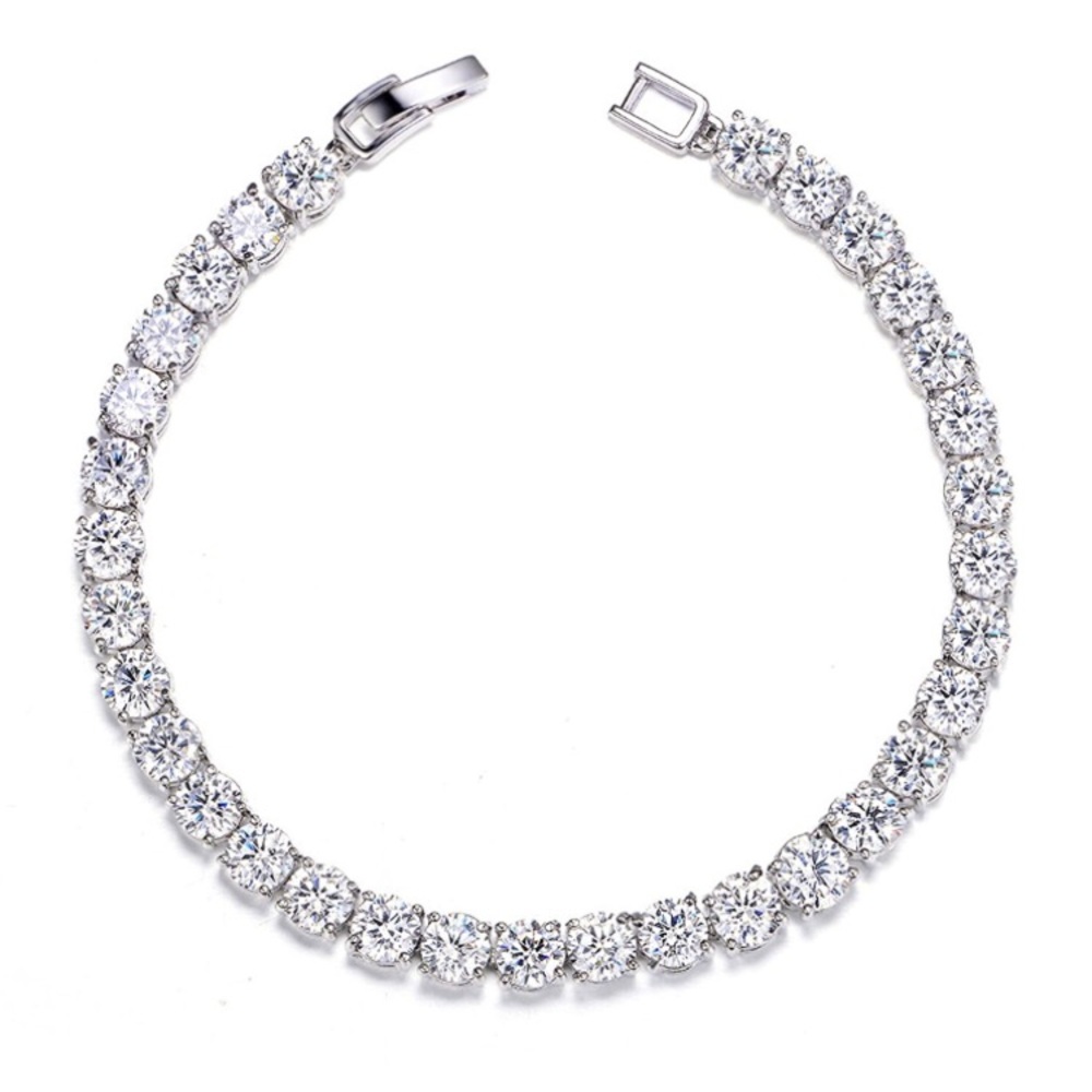 0.5 Carat Round Cut Clear Cubic Zirconia Bracelet.